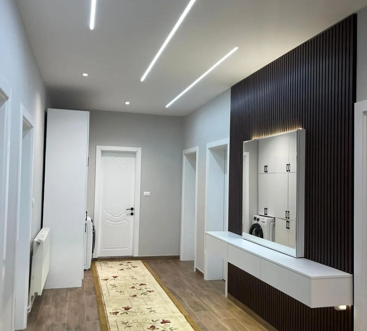 Urban Luxe Retreat- Pogradec Apartamento Albânia